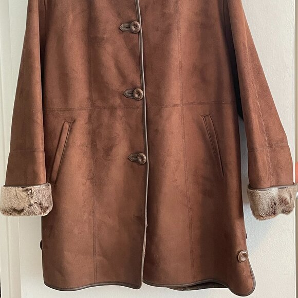 Fen-Nelli Studio Shearling Coat - Picture 2 of 8